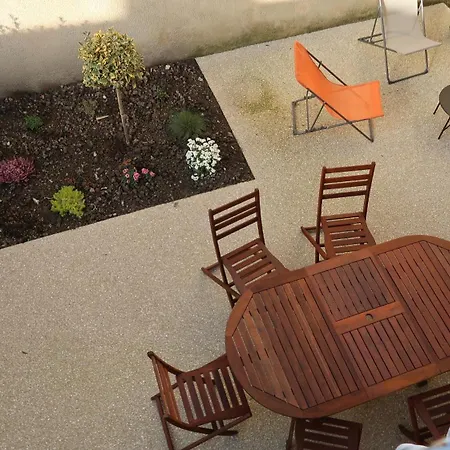 Entre Pierre & Vigne